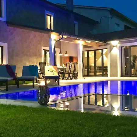 Villa Samanta By Guide